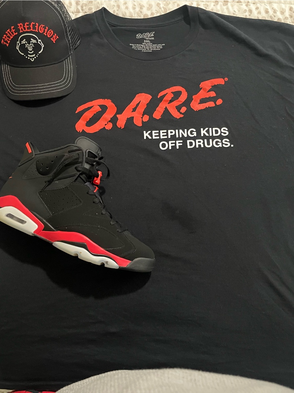 Rare Black Graphic Tee - KEEPING KIDS OFF DRUGS